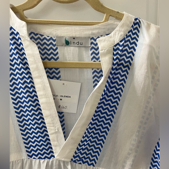 Blue and white chevron striped dress - Picture 2 of 4